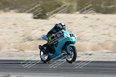 media/Dec-07-2025-CVMA (Sun) [[3e7d2de5dc]]/Race 8-Middleweight Shootout/